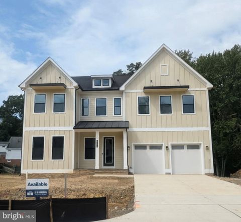 8276 COLLING MANOR COURT ALEXANDRIA VA 22308