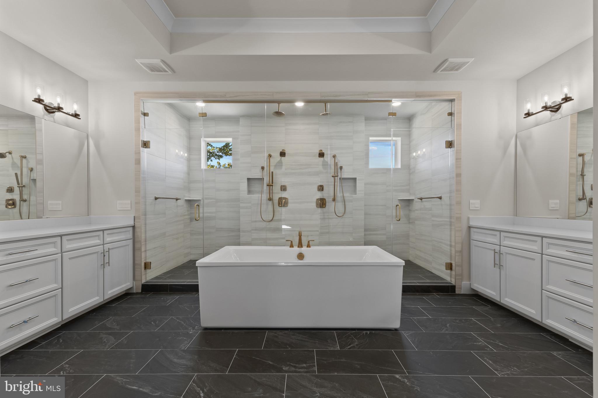 COLLINGWOOD CHASE - Residential