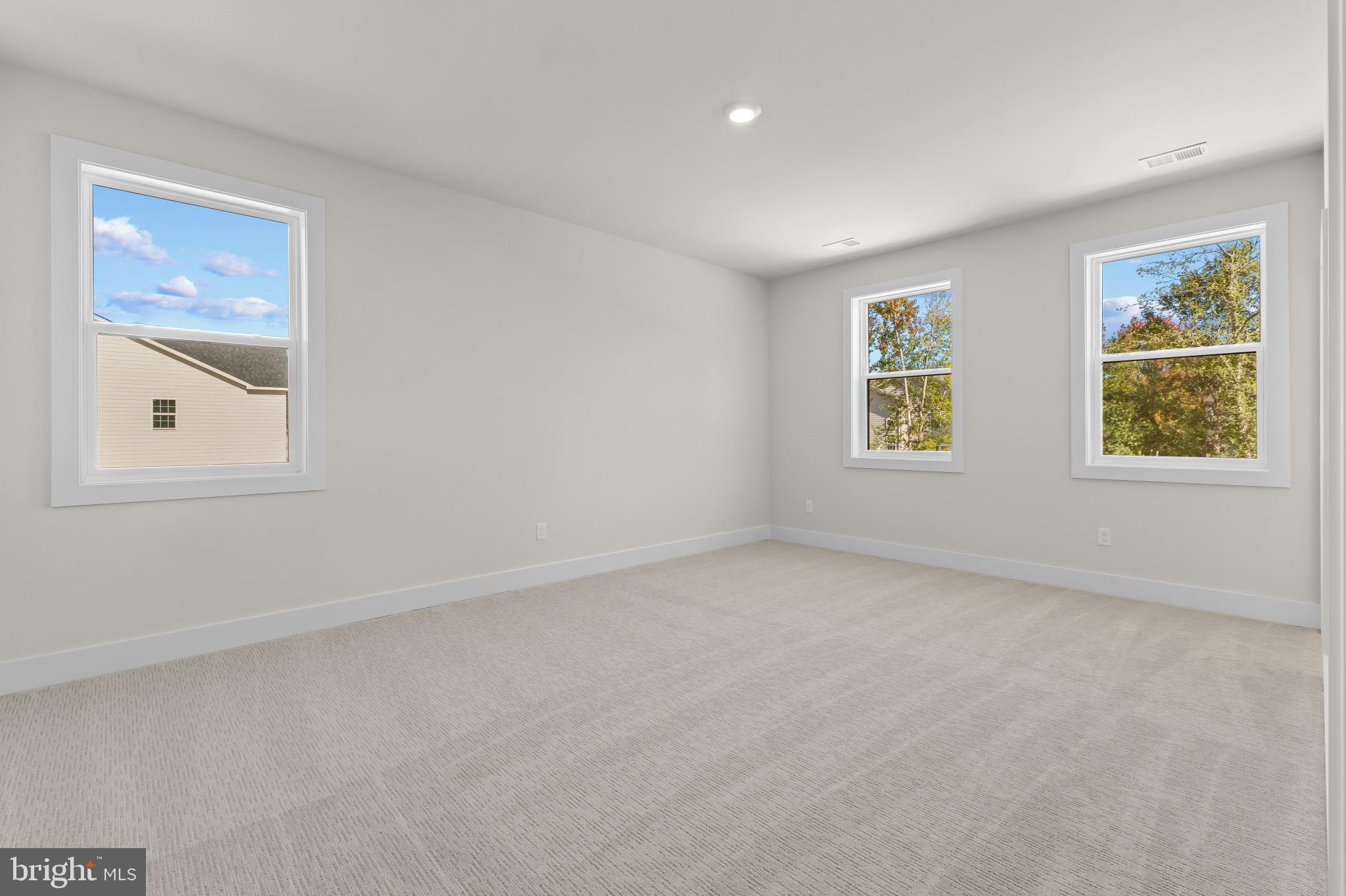 COLLINGWOOD CHASE - Residential