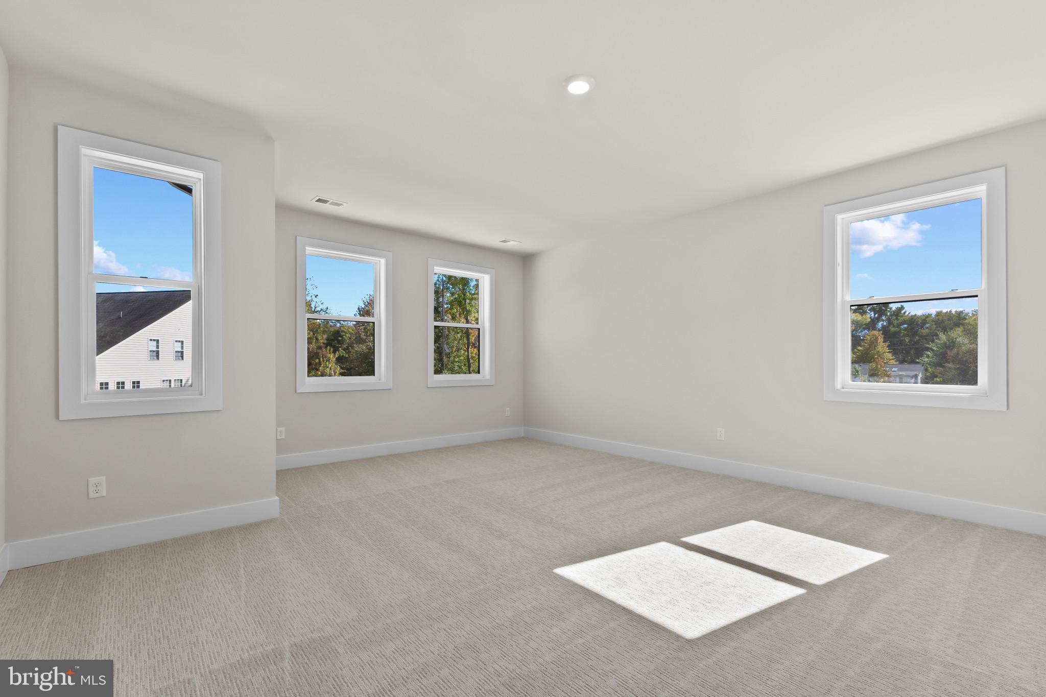 COLLINGWOOD CHASE - Residential