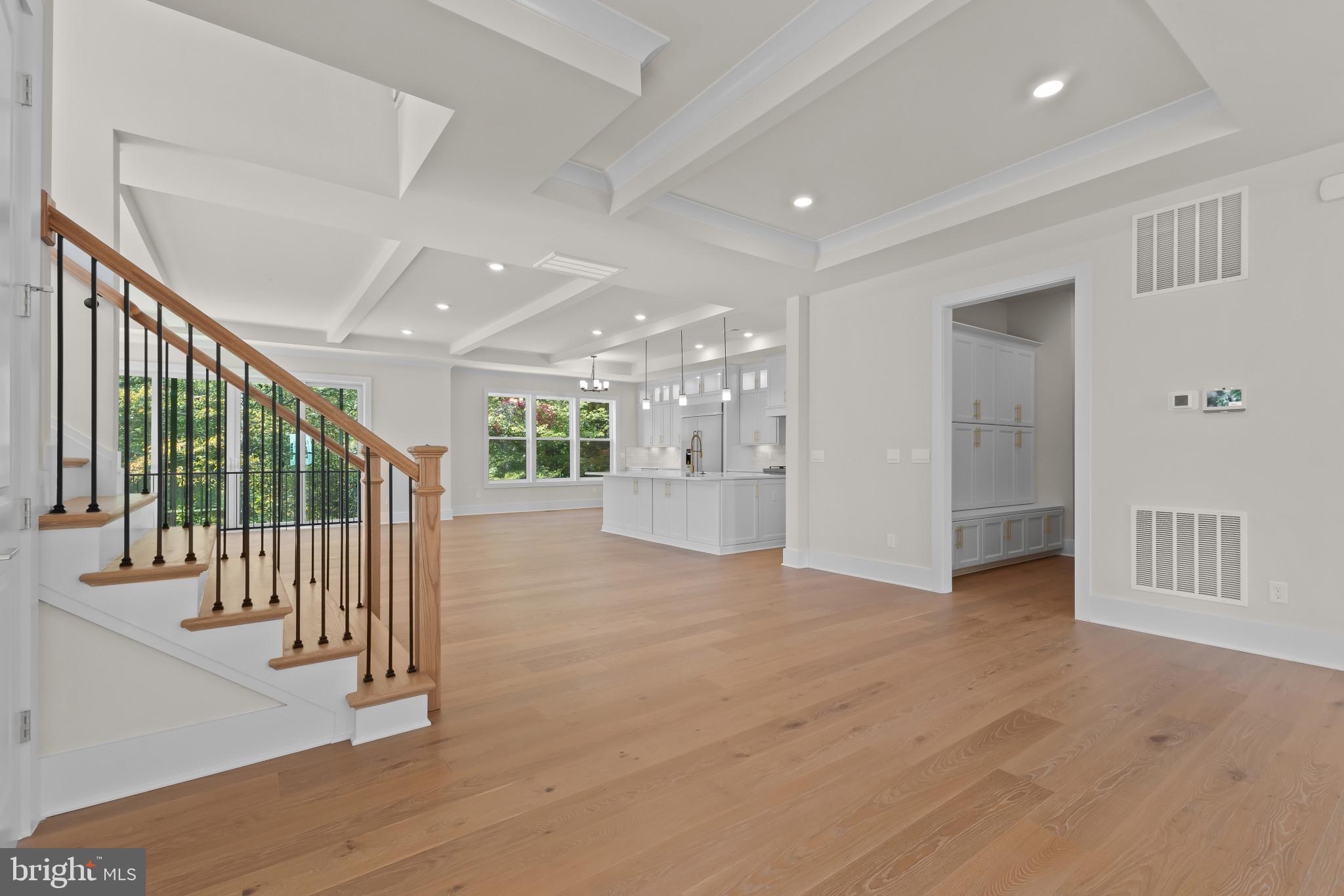 COLLINGWOOD CHASE - Residential