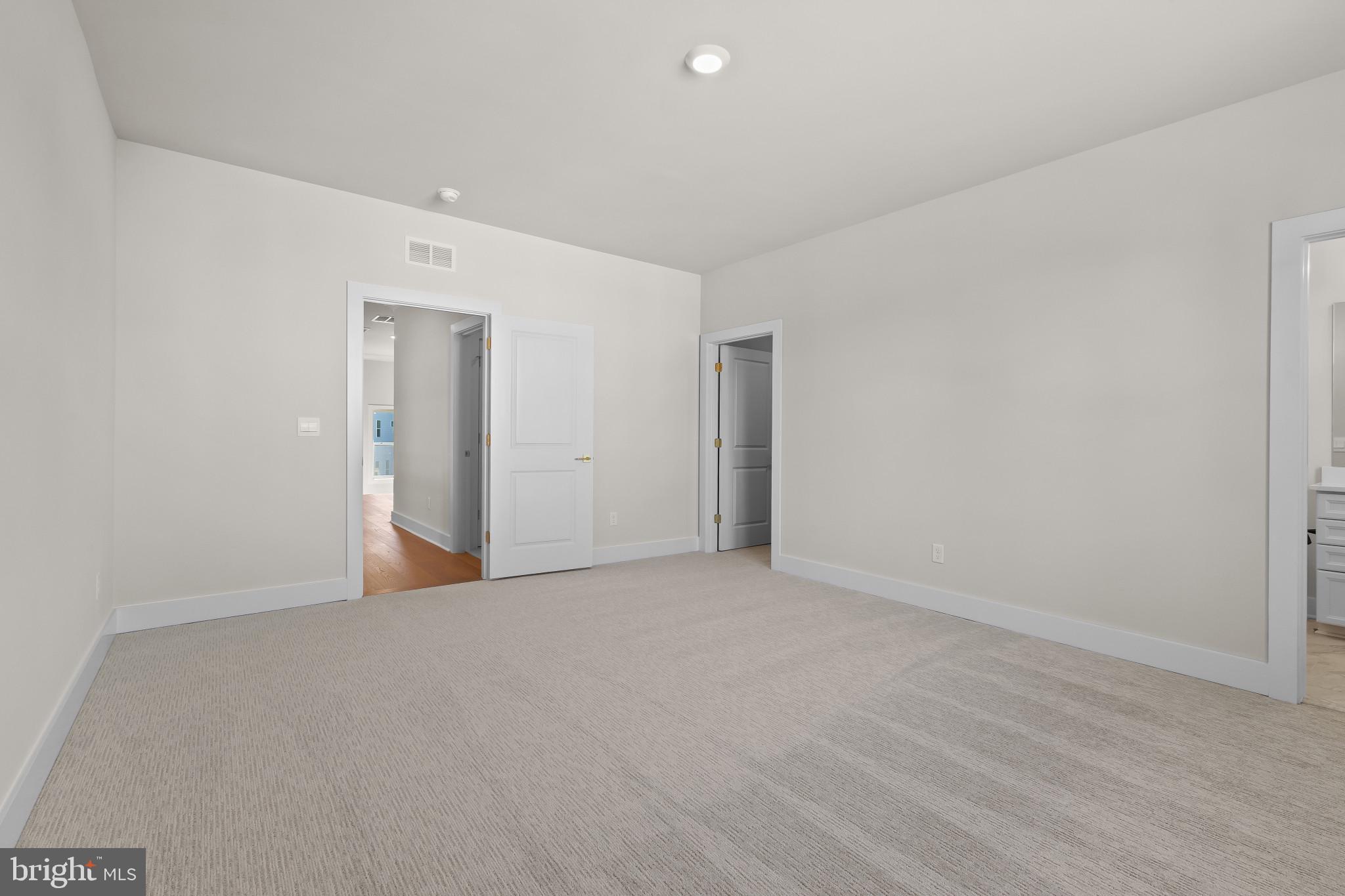 COLLINGWOOD CHASE - Residential