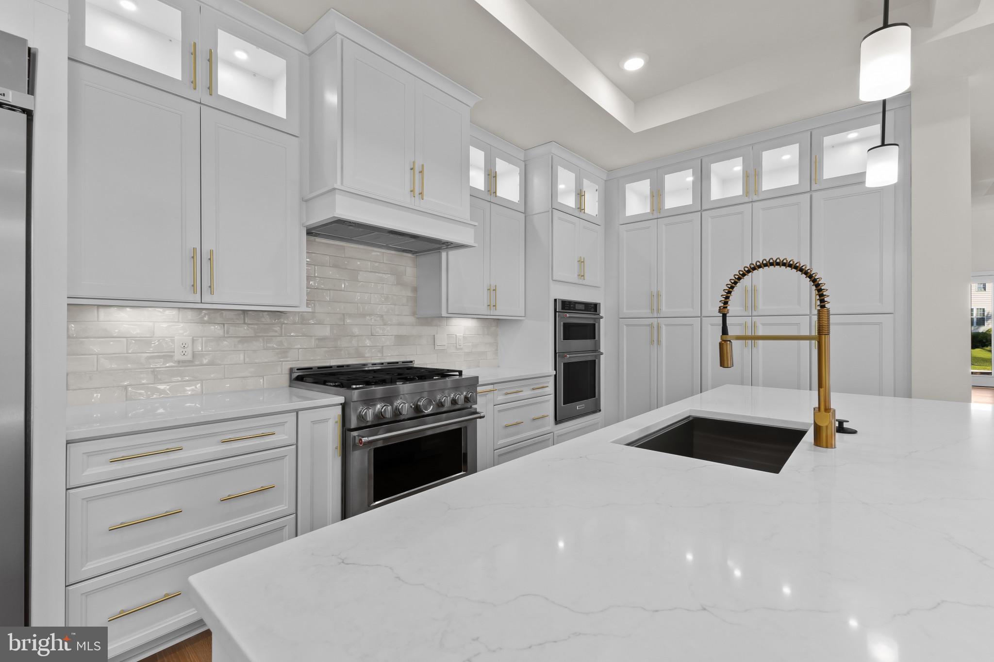 COLLINGWOOD CHASE - Residential