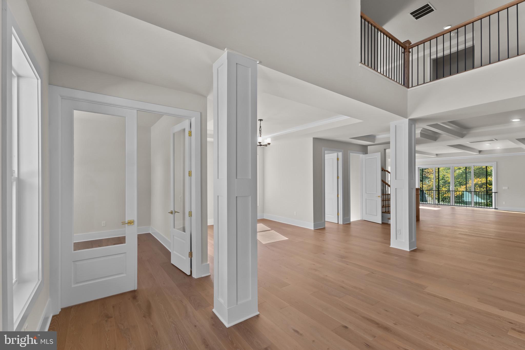 COLLINGWOOD CHASE - Residential