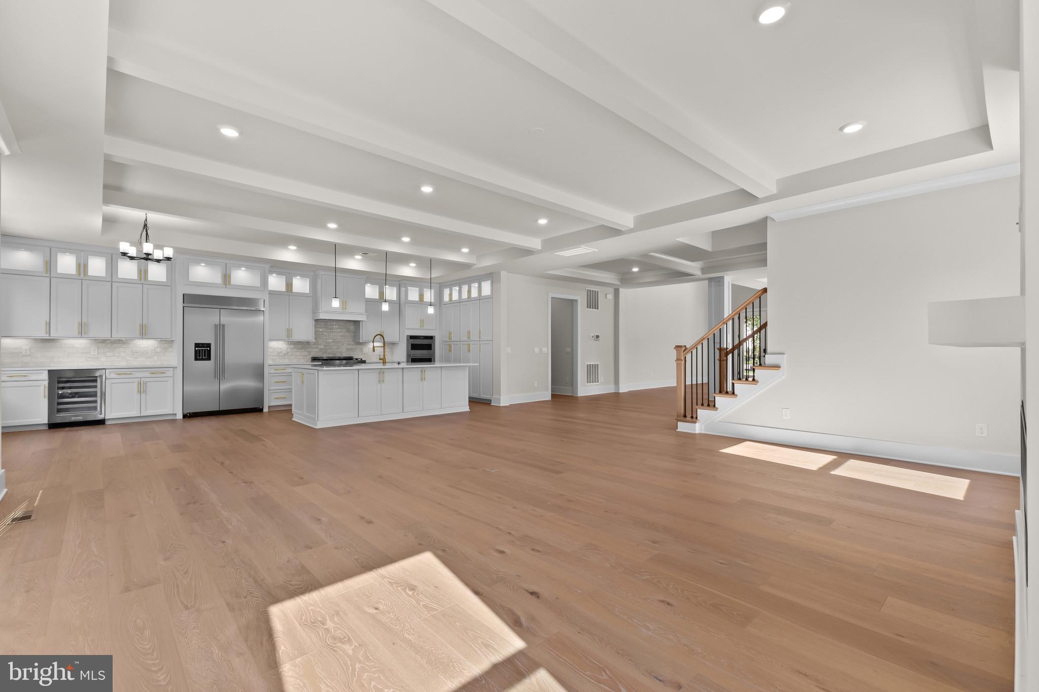 COLLINGWOOD CHASE - Residential