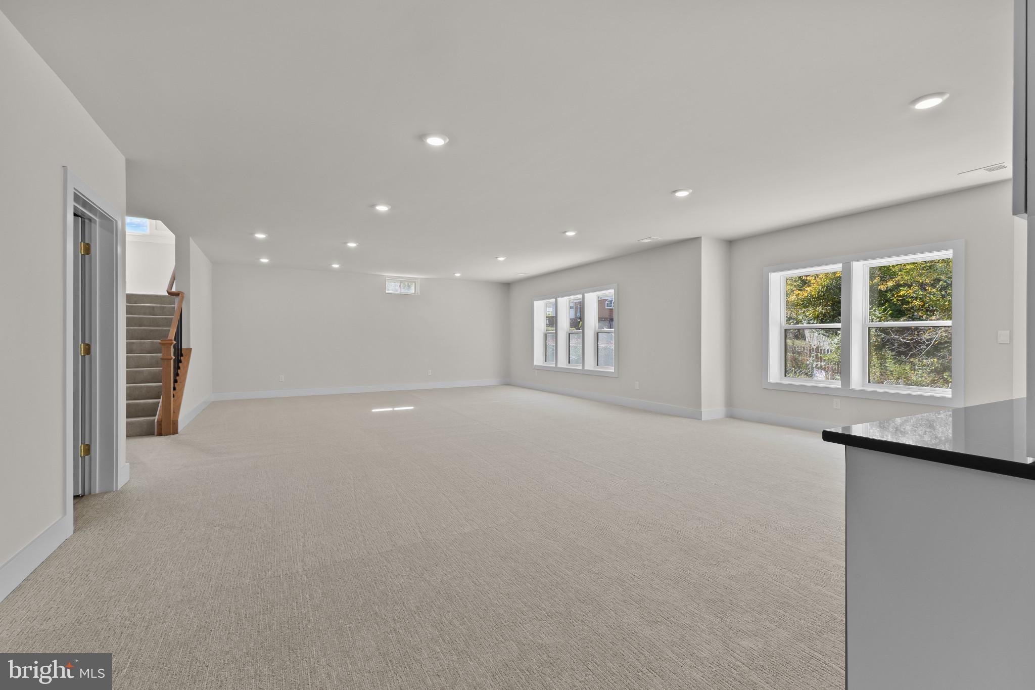 COLLINGWOOD CHASE - Residential