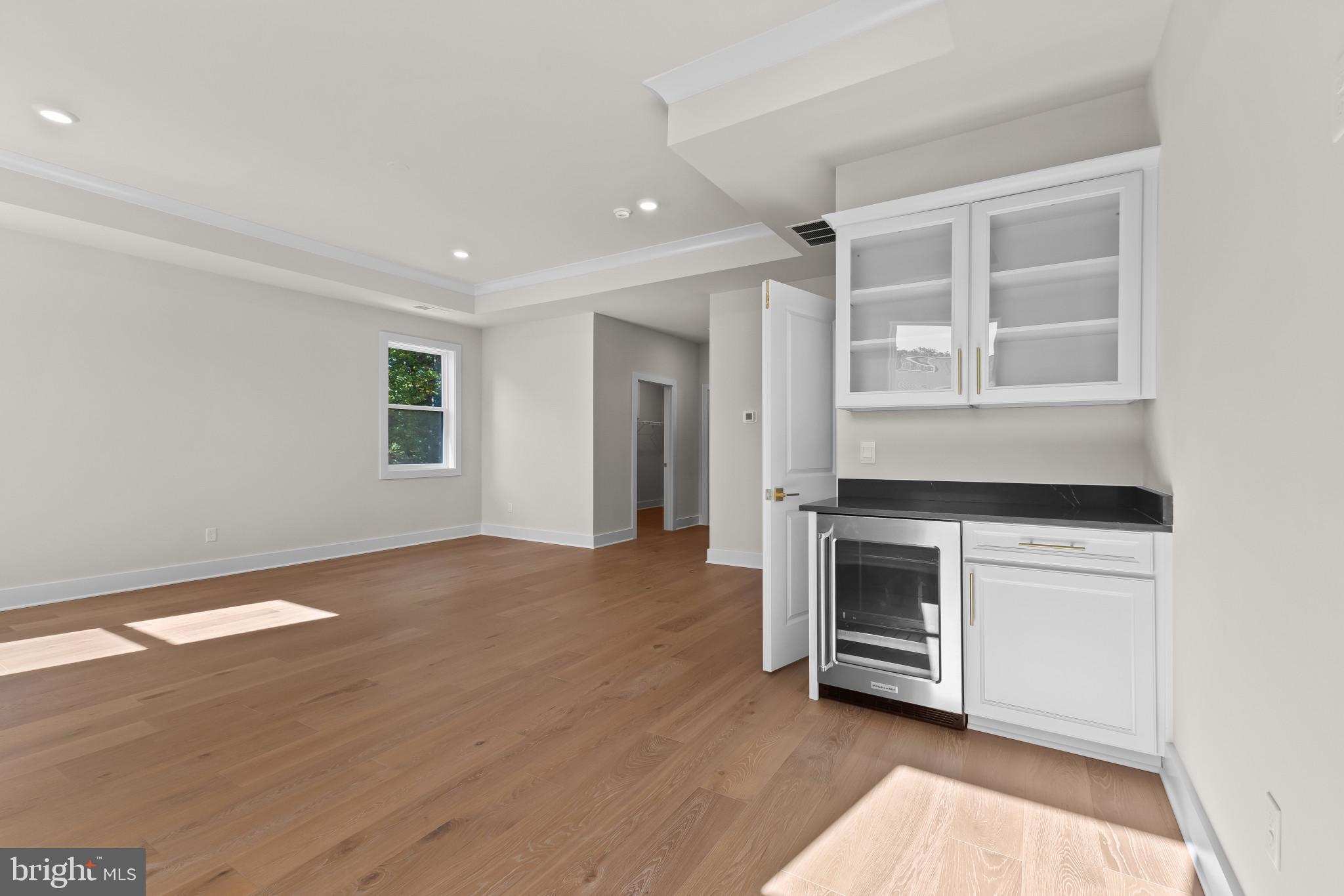 COLLINGWOOD CHASE - Residential