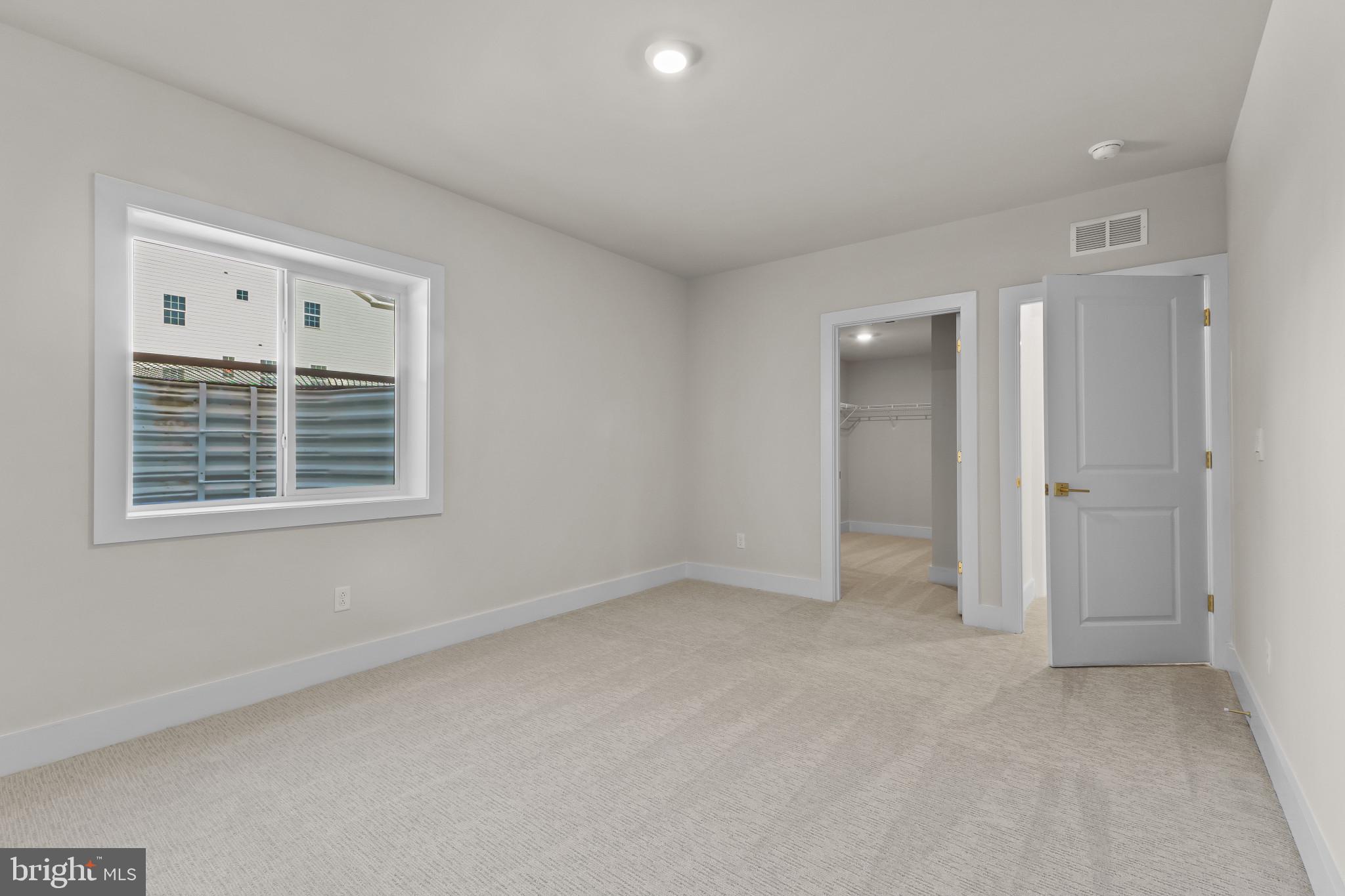 COLLINGWOOD CHASE - Residential