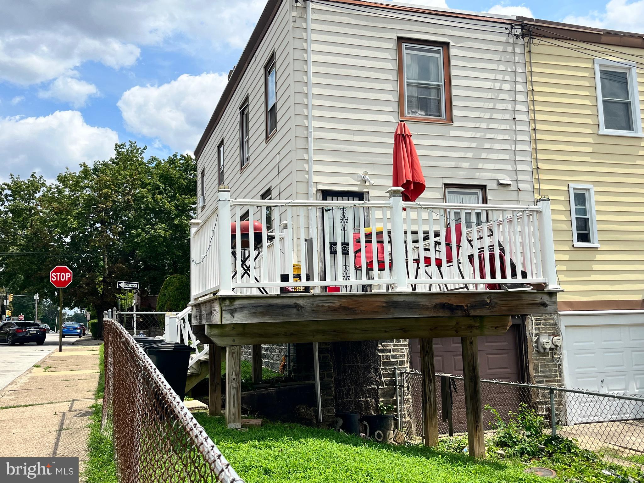 YEADON - Residential