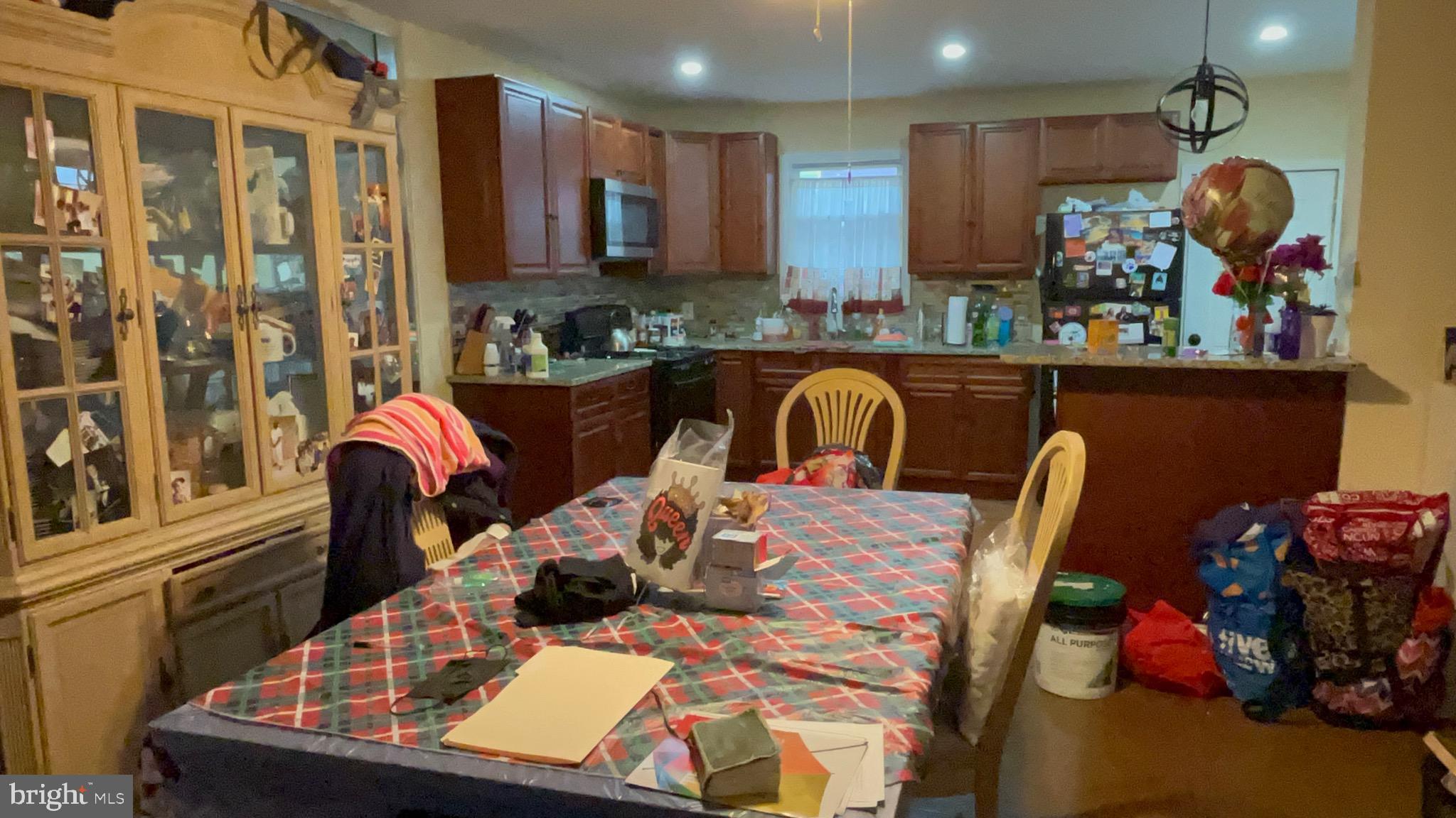 YEADON - Residential