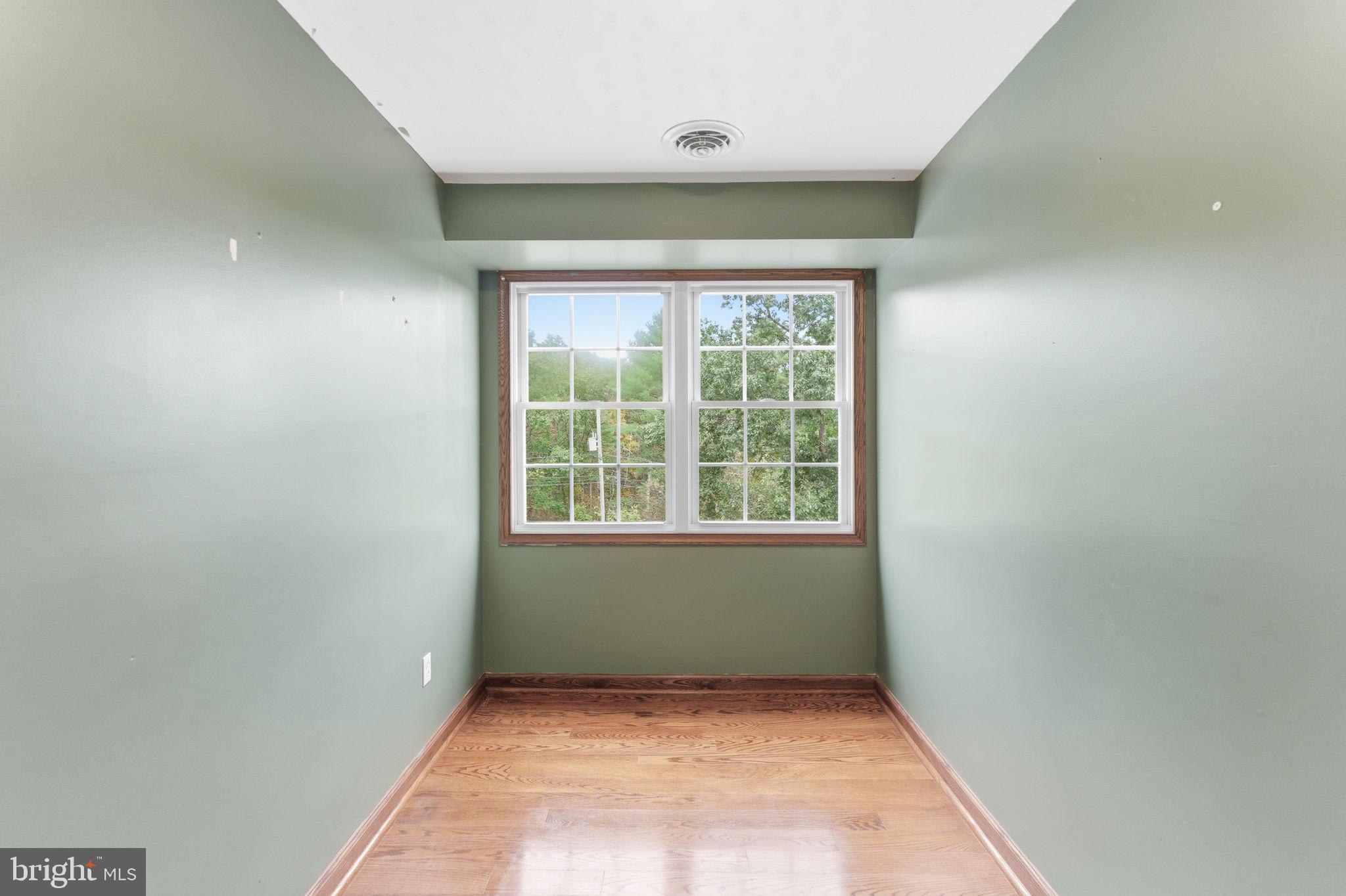 DRY RUN ACRES - Residential