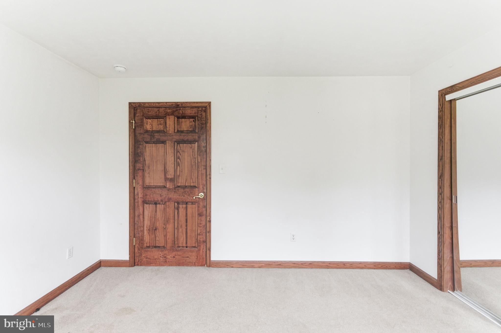 DRY RUN ACRES - Residential