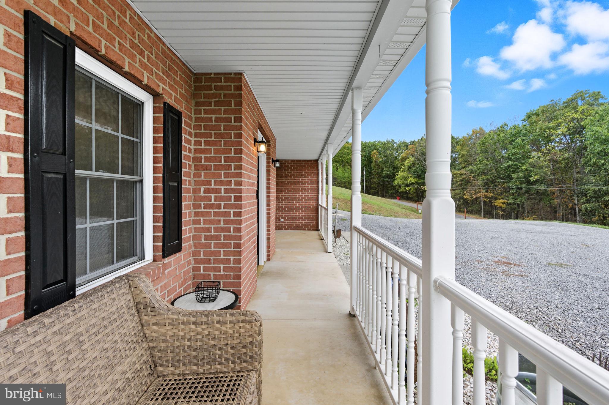 DRY RUN ACRES - Residential