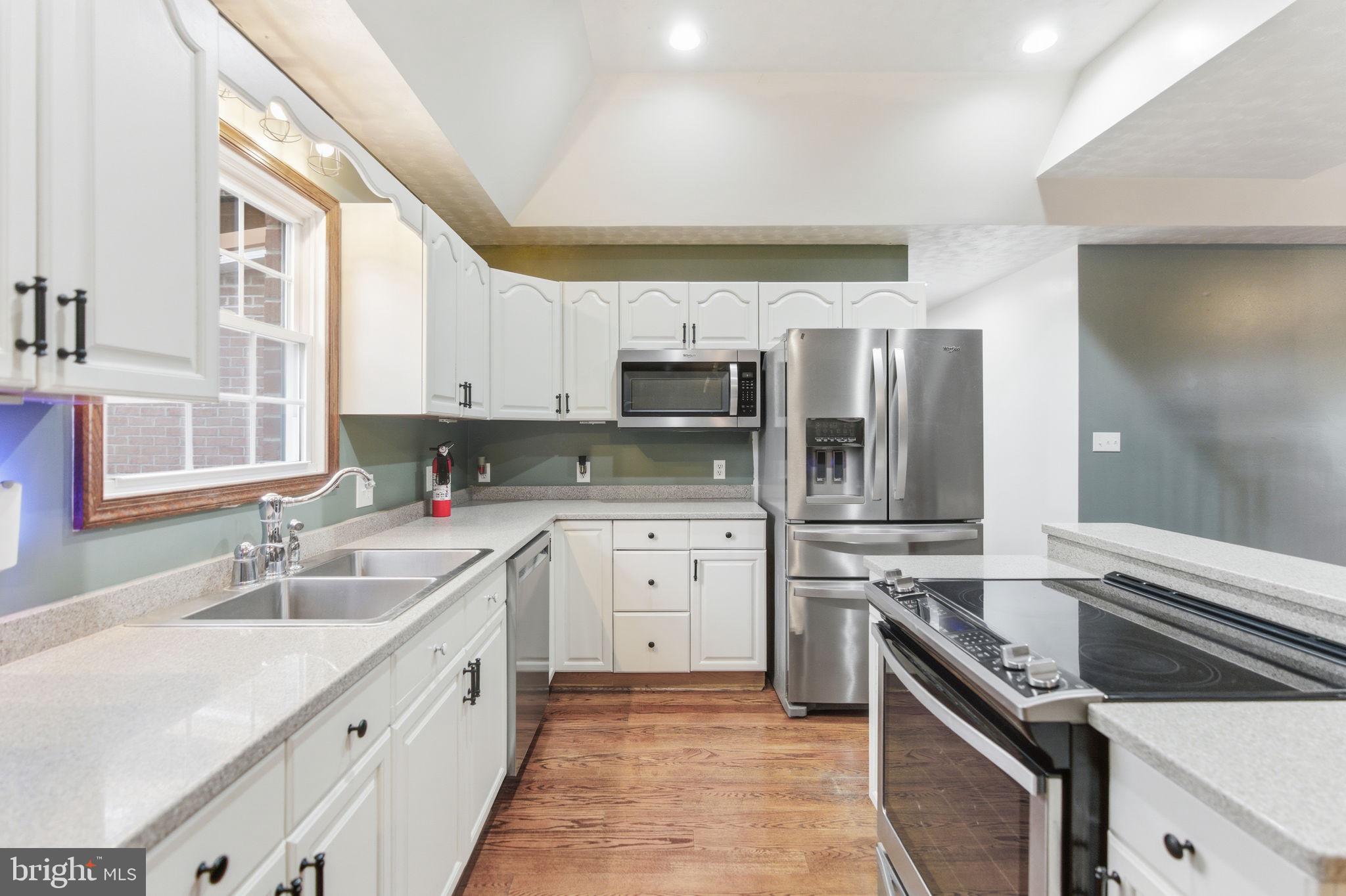 DRY RUN ACRES - Residential