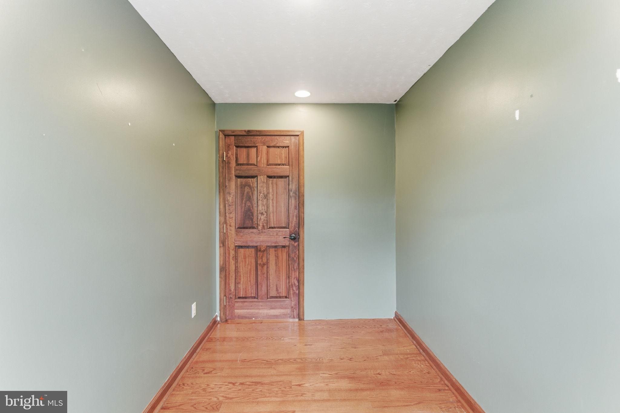 DRY RUN ACRES - Residential