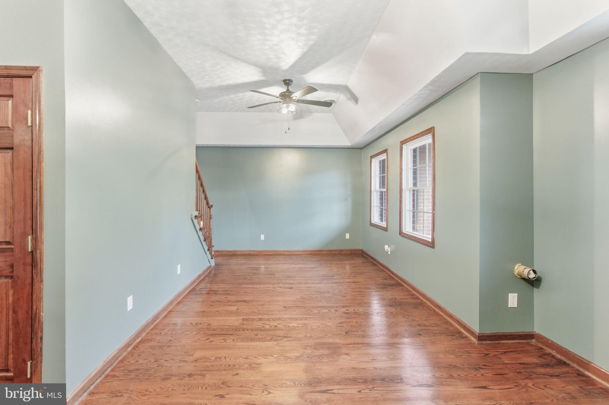 DRY RUN ACRES - Residential