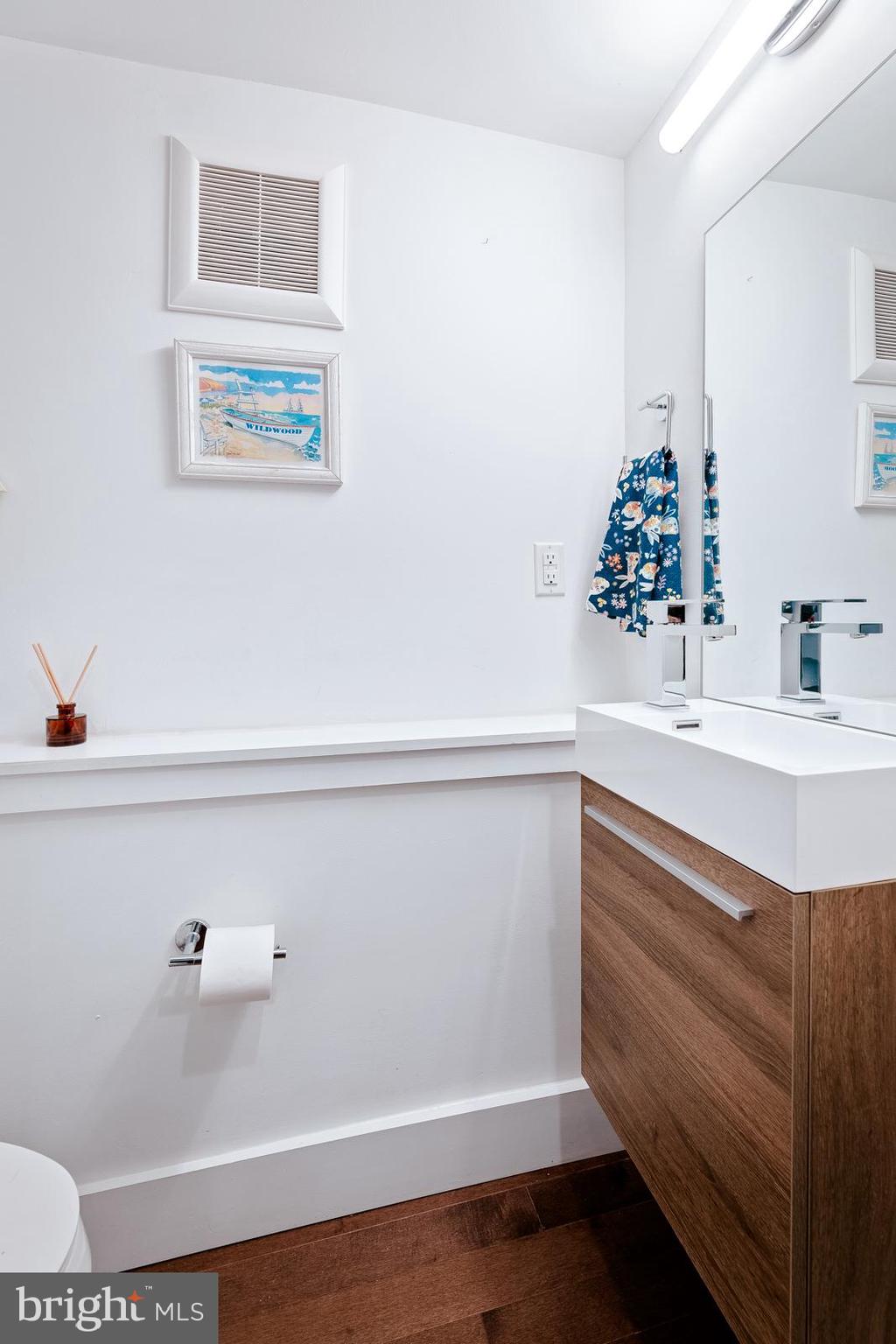 POINT BREEZE - Residential Lease