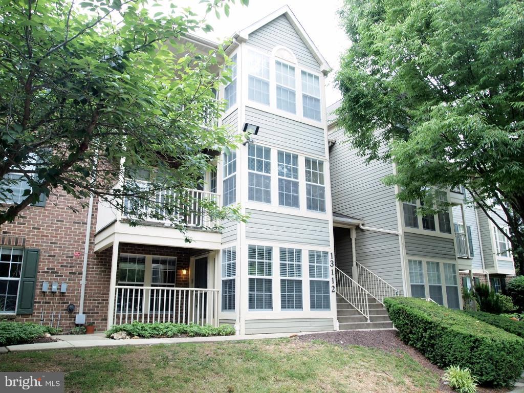 SENECA KNOLLS CODM - Residential Lease