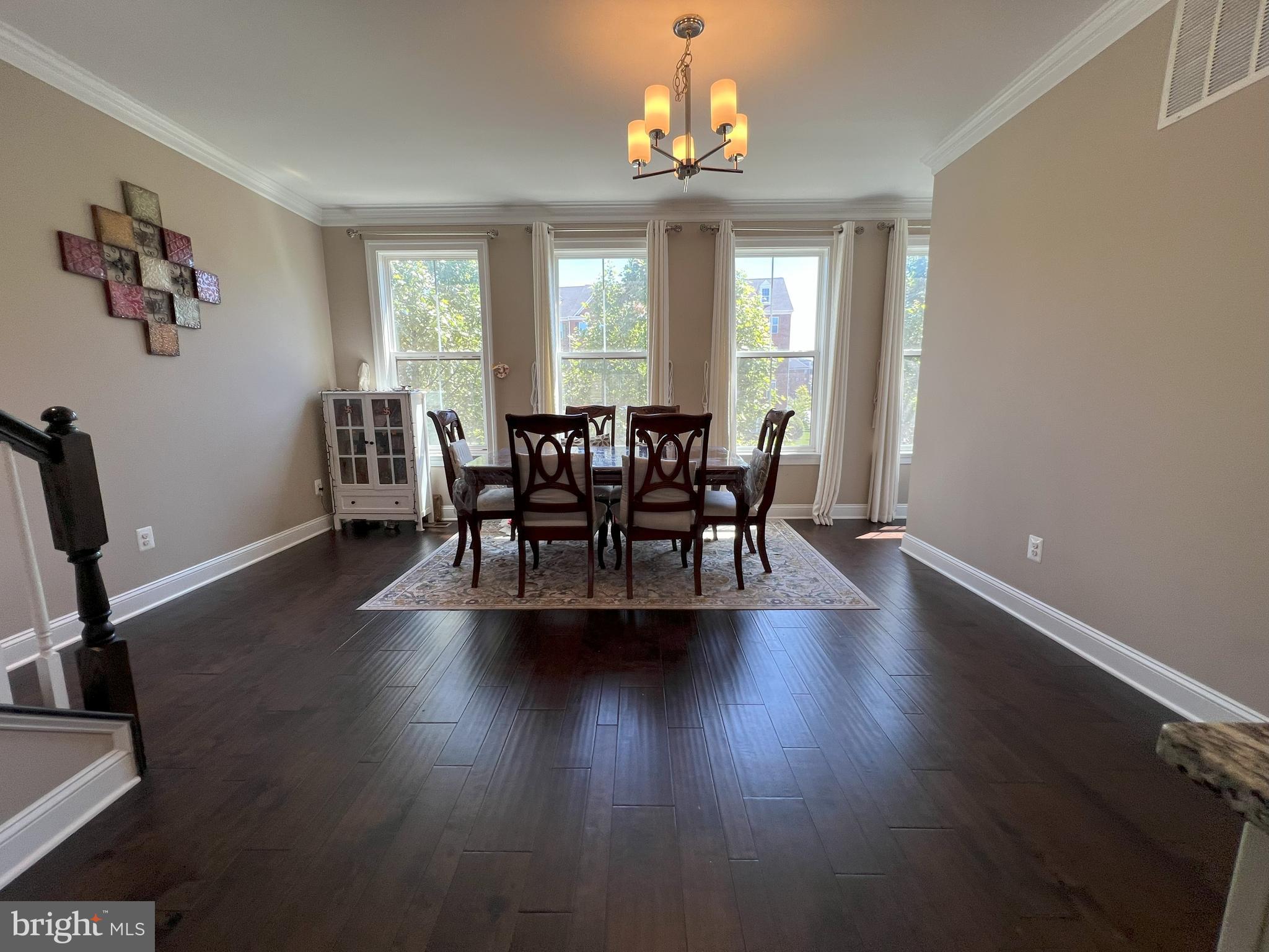 DISCOVERY SQUARE - Residential Lease