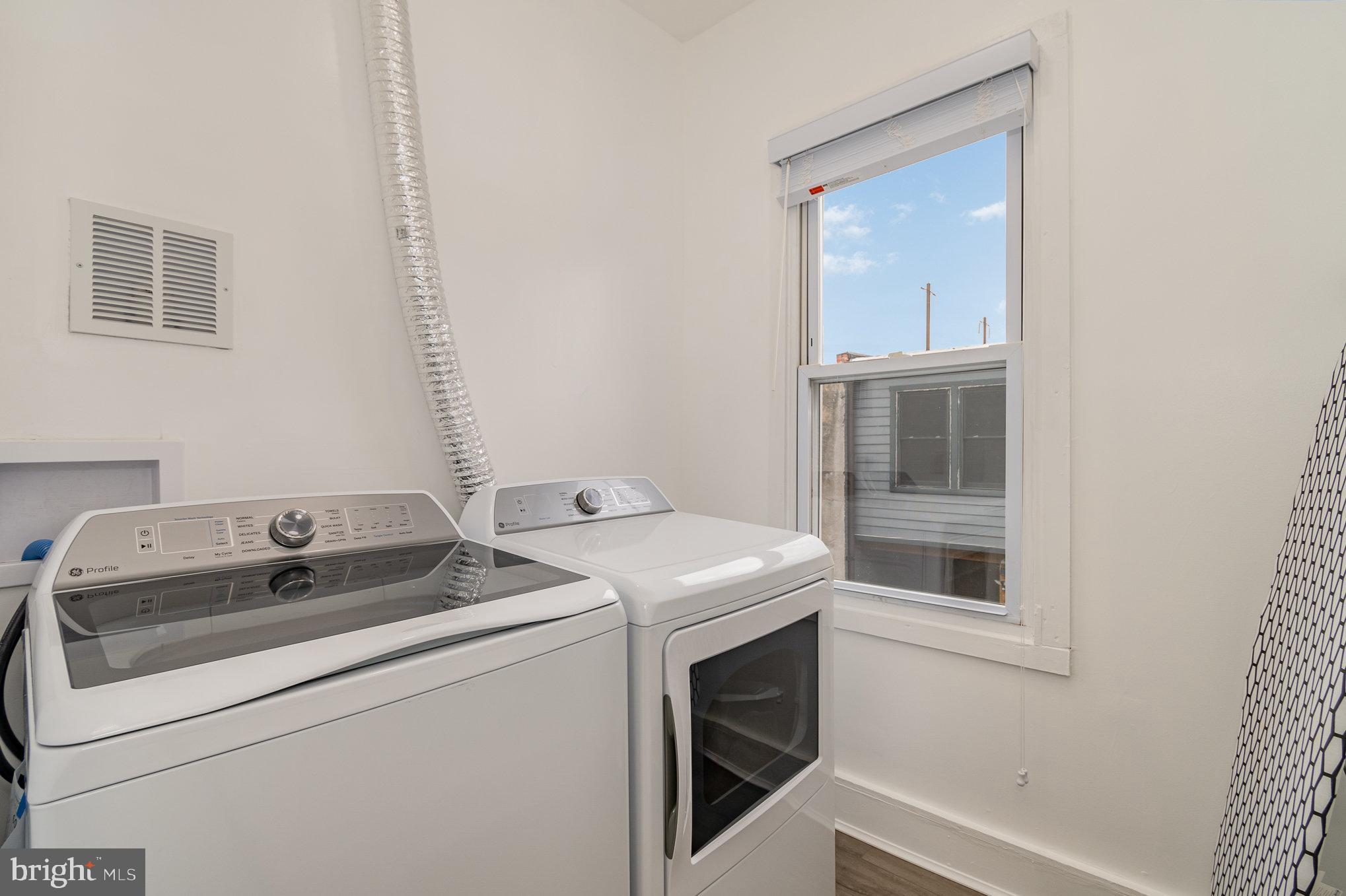 MILTON-MONTFORD - Residential