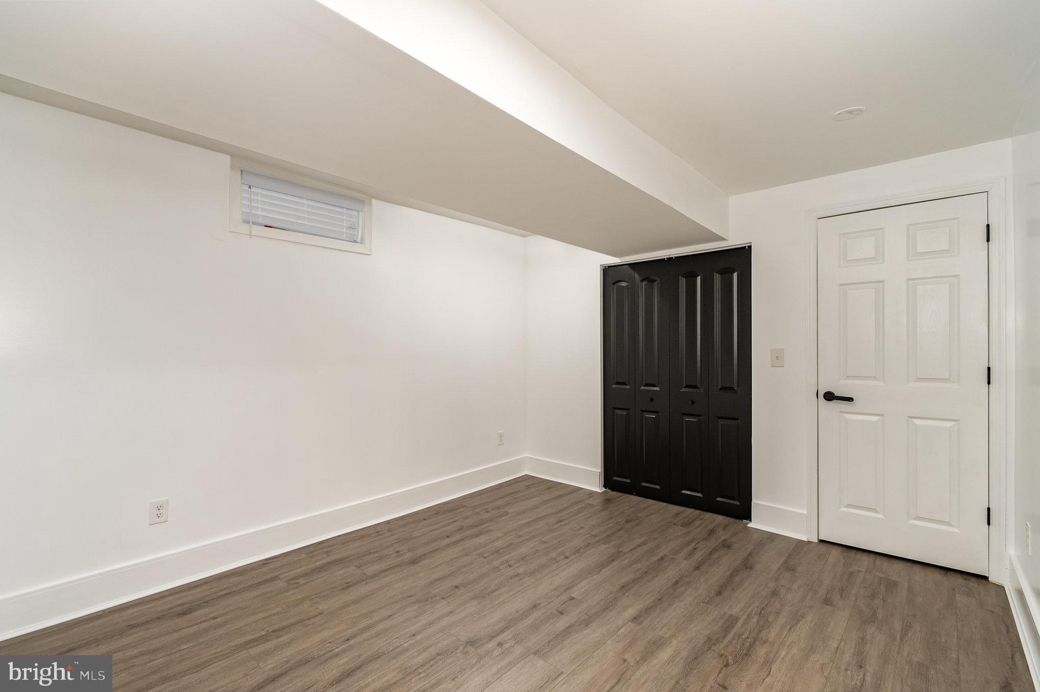 MILTON-MONTFORD - Residential
