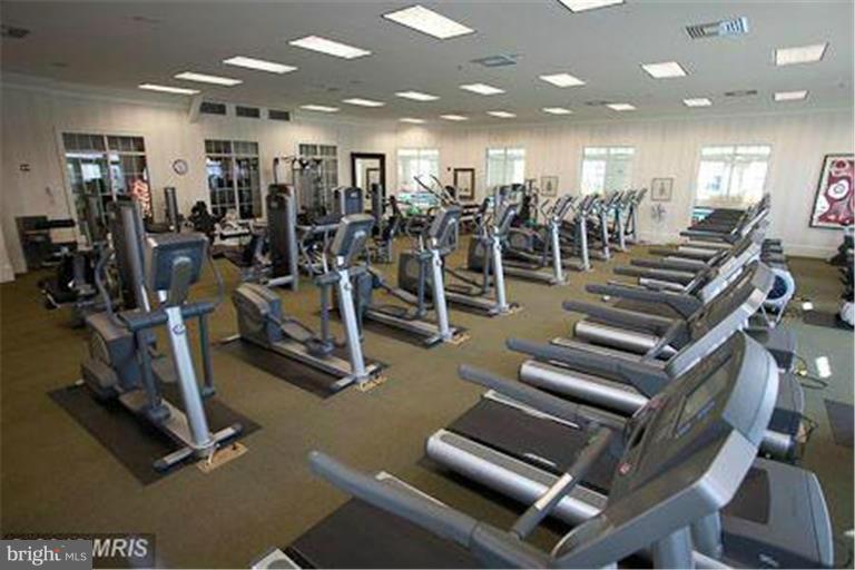 POTOMAC GREEN - Residential Lease