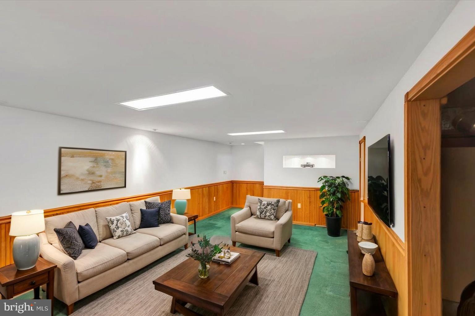WALNUT RIDGE - Residential
