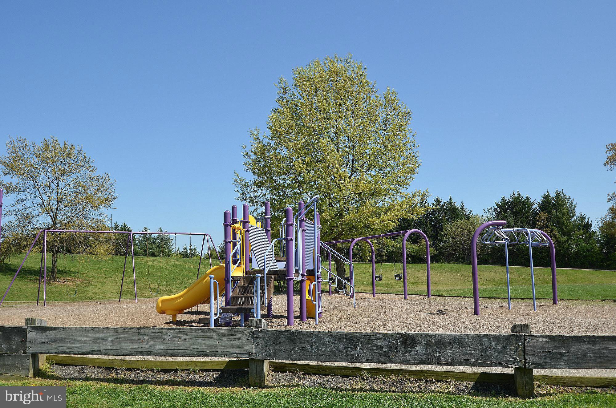 PINEY ORCHARD - Residential