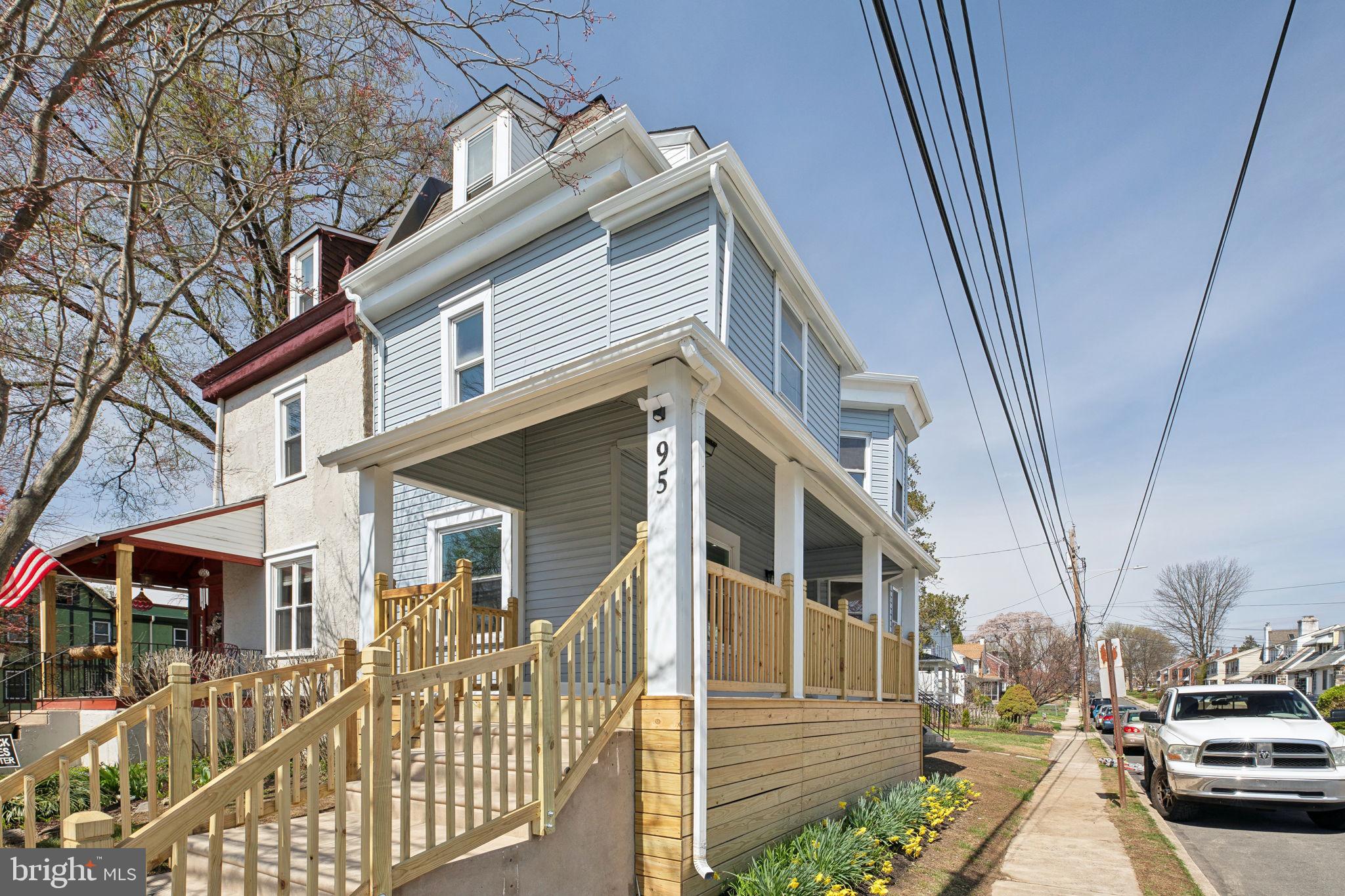 LANDSDOWNE STATION - Residential