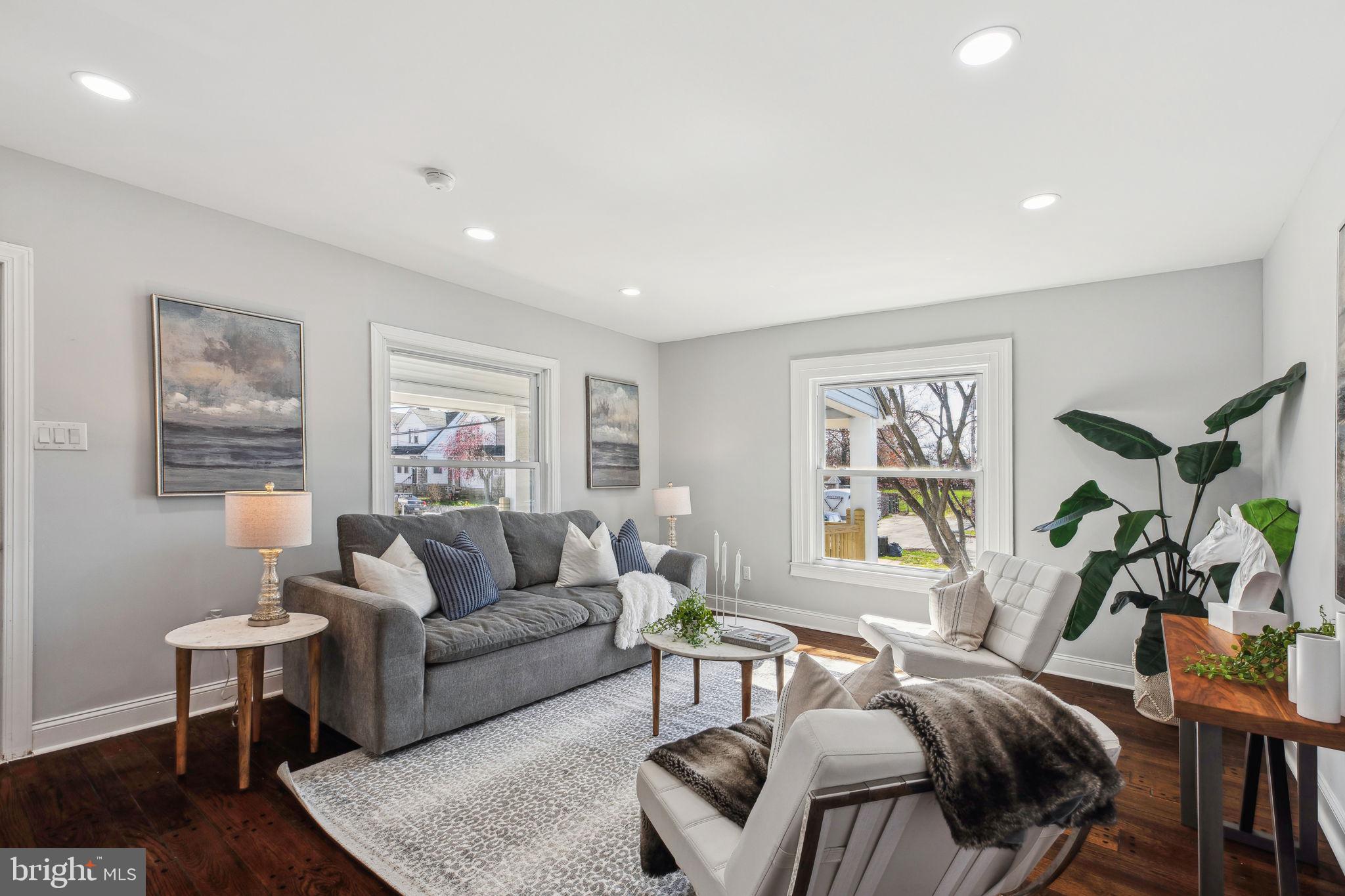 LANDSDOWNE STATION - Residential