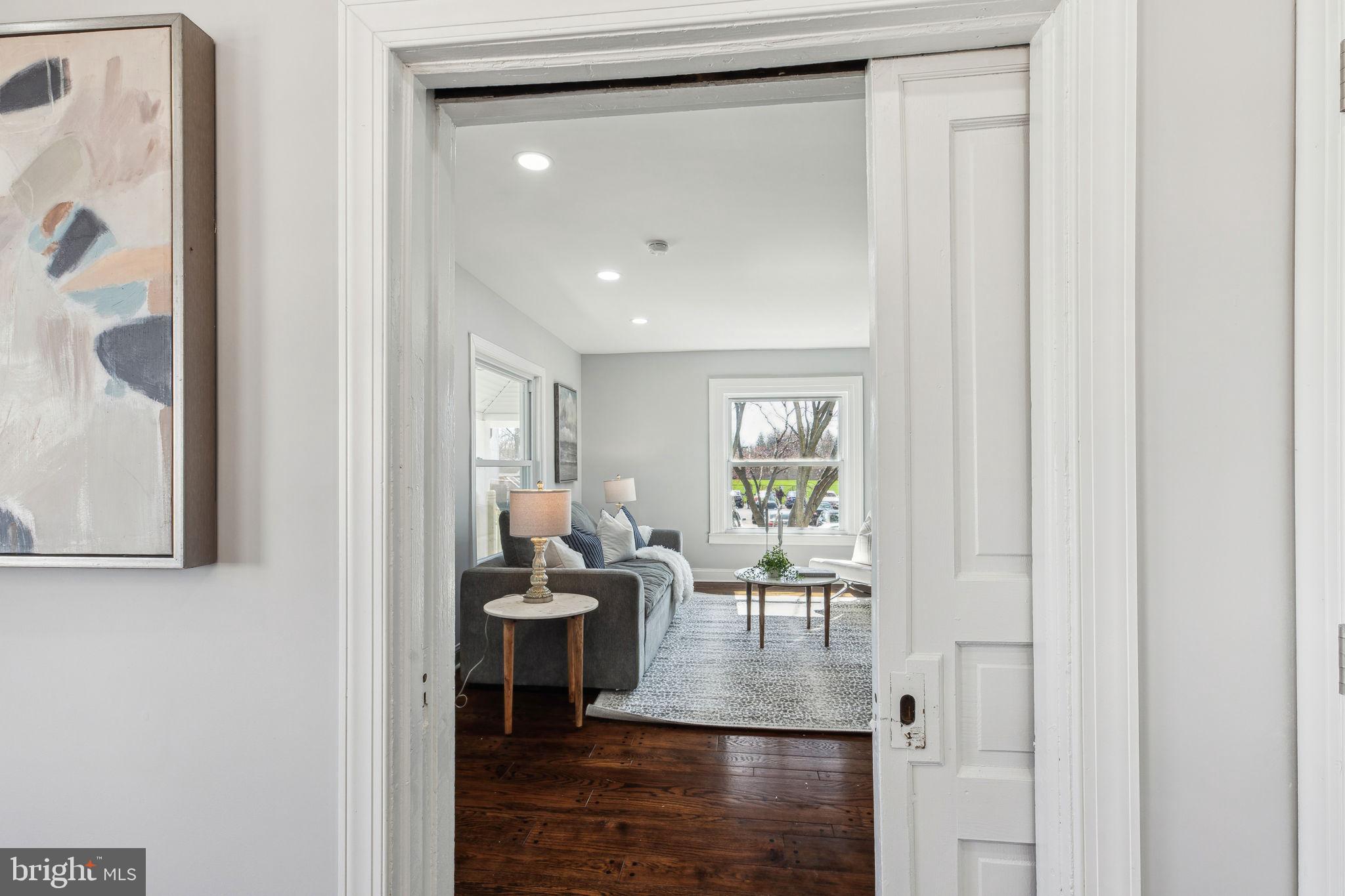 LANDSDOWNE STATION - Residential