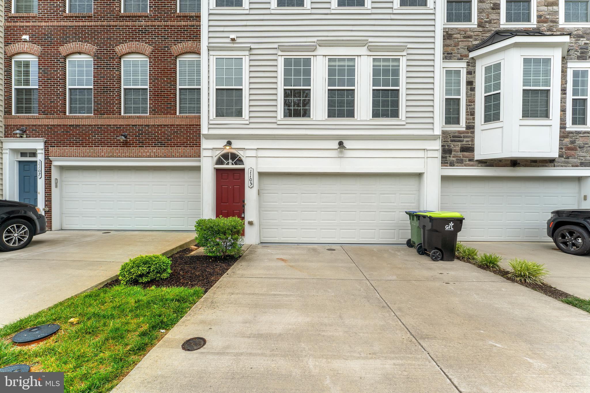 1105 NOLAN STREET