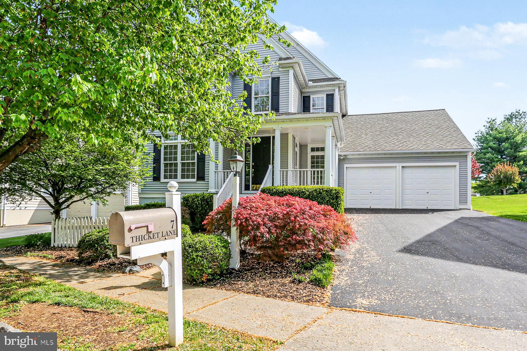 7 THICKET LANE