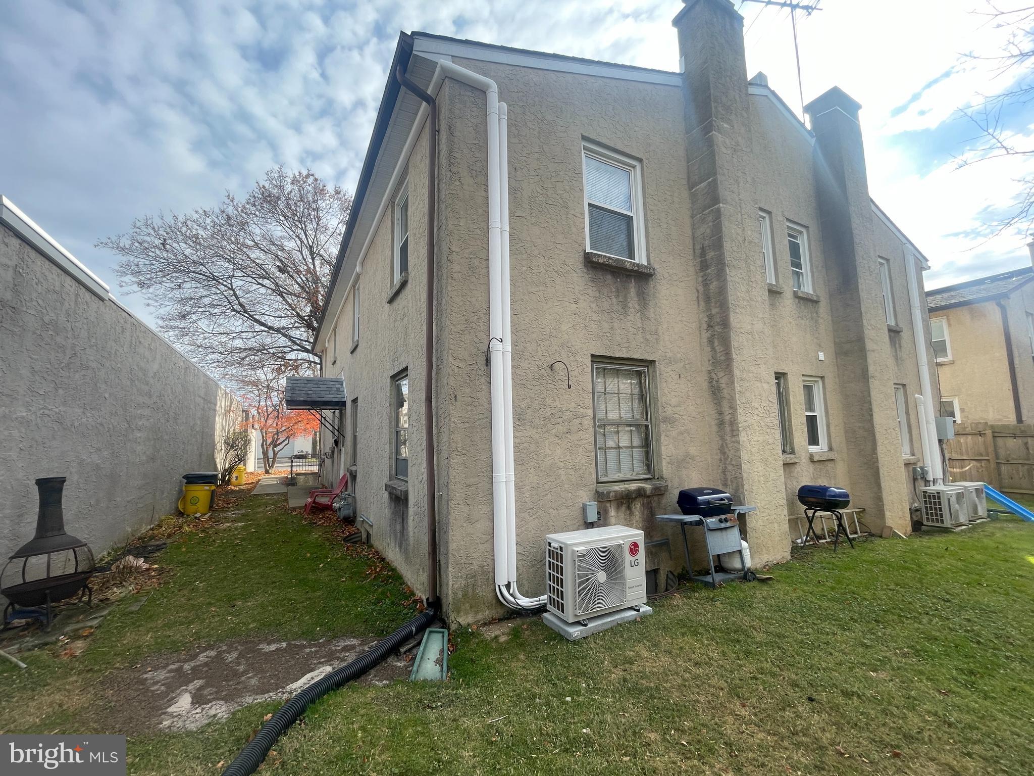 ORELAND - Residential Lease