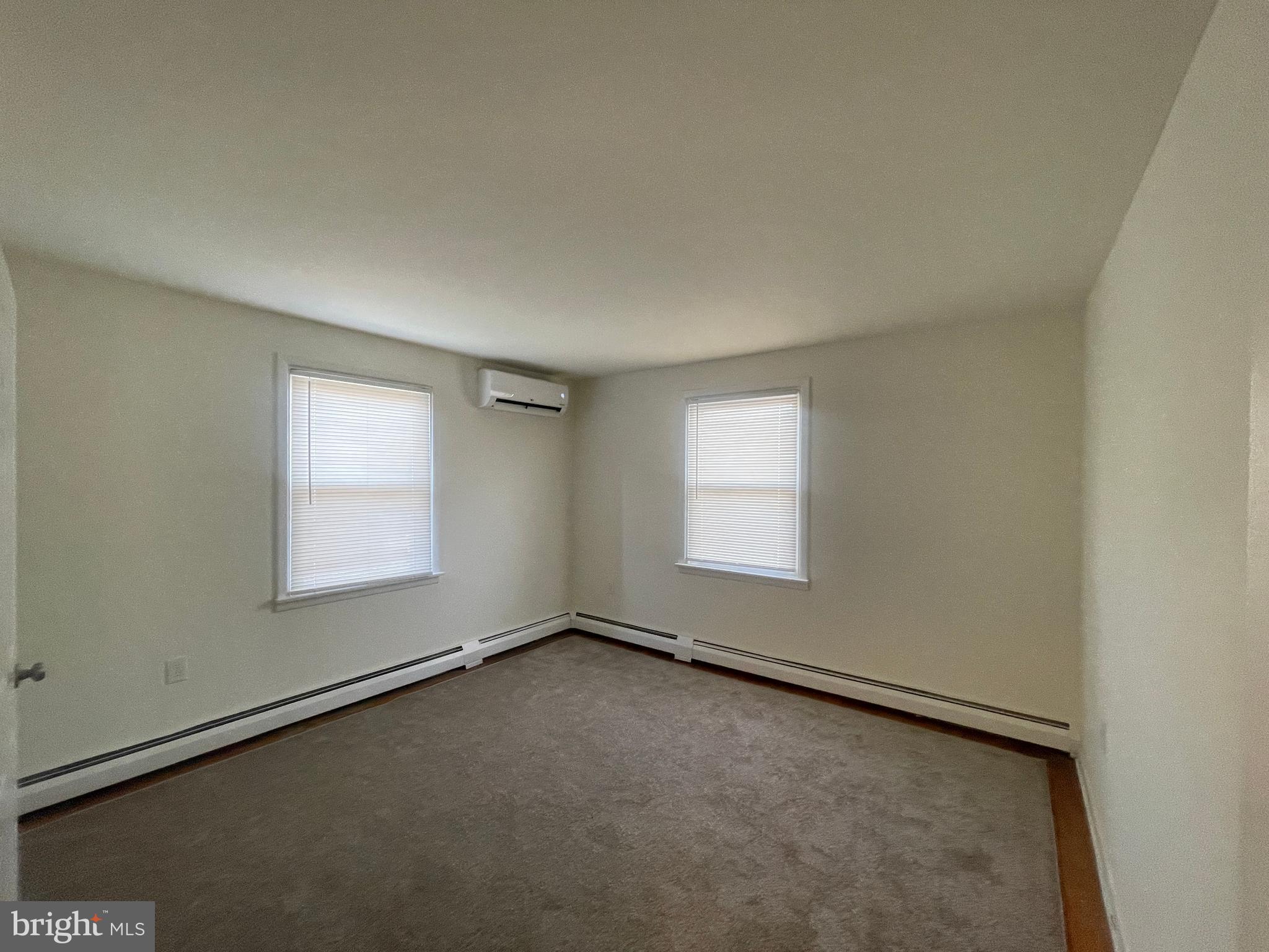 ORELAND - Residential Lease