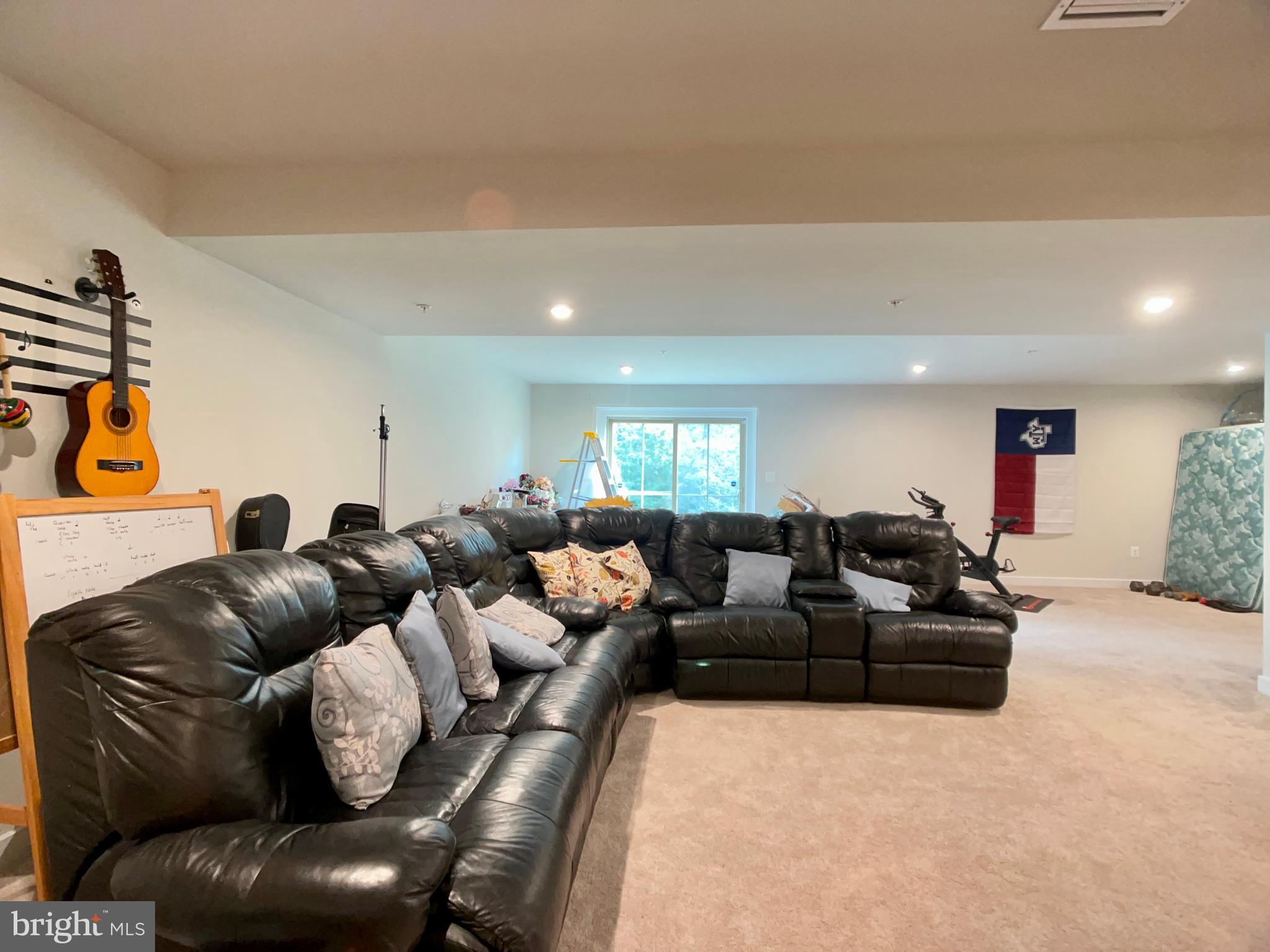 THE PRESERVE AT PISCATAWAY - Residential Lease