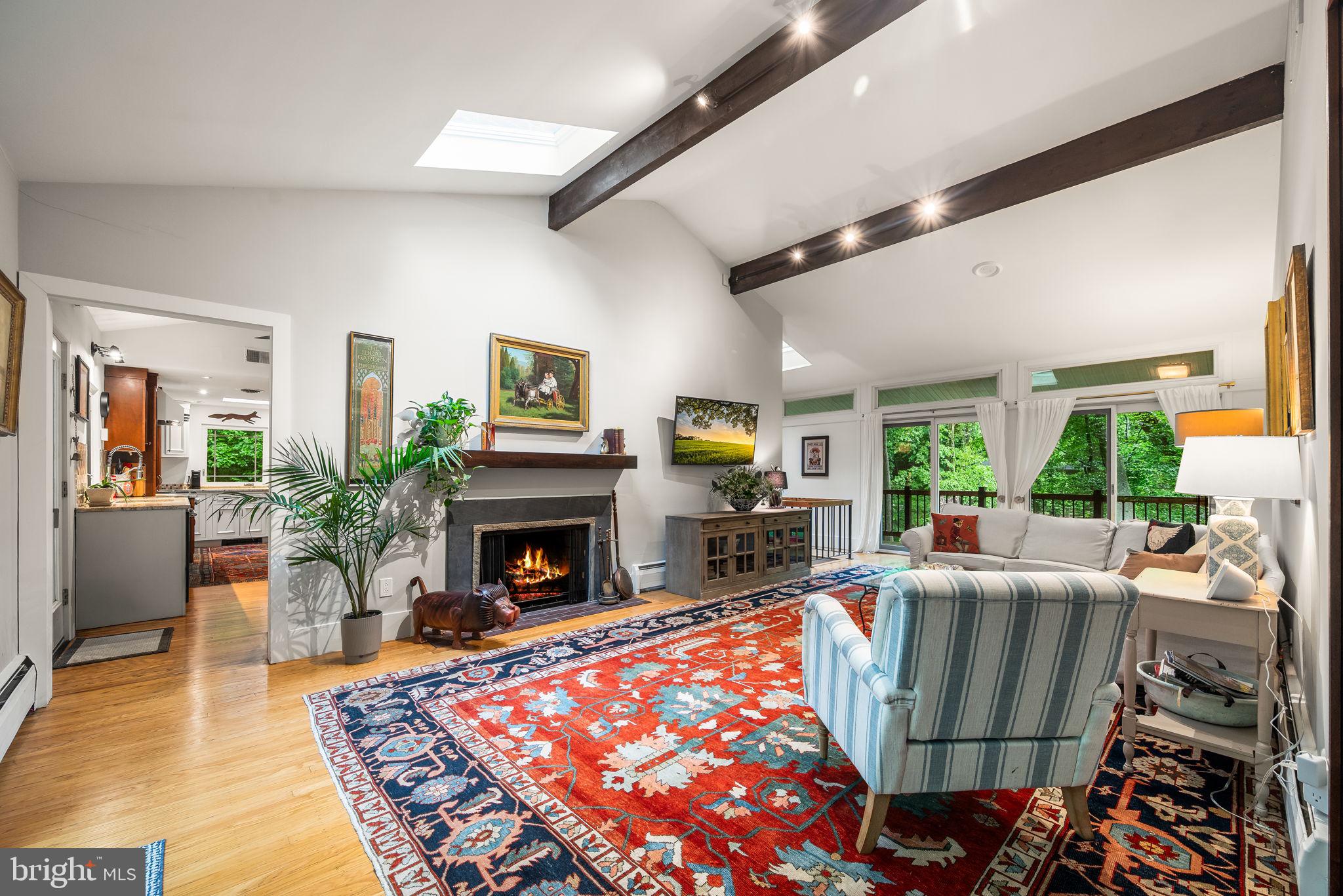 422 OAK VALLEY ROAD