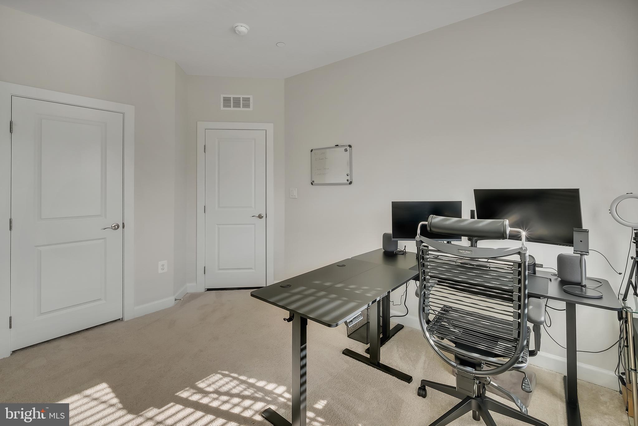 PARKSIDE - Residential