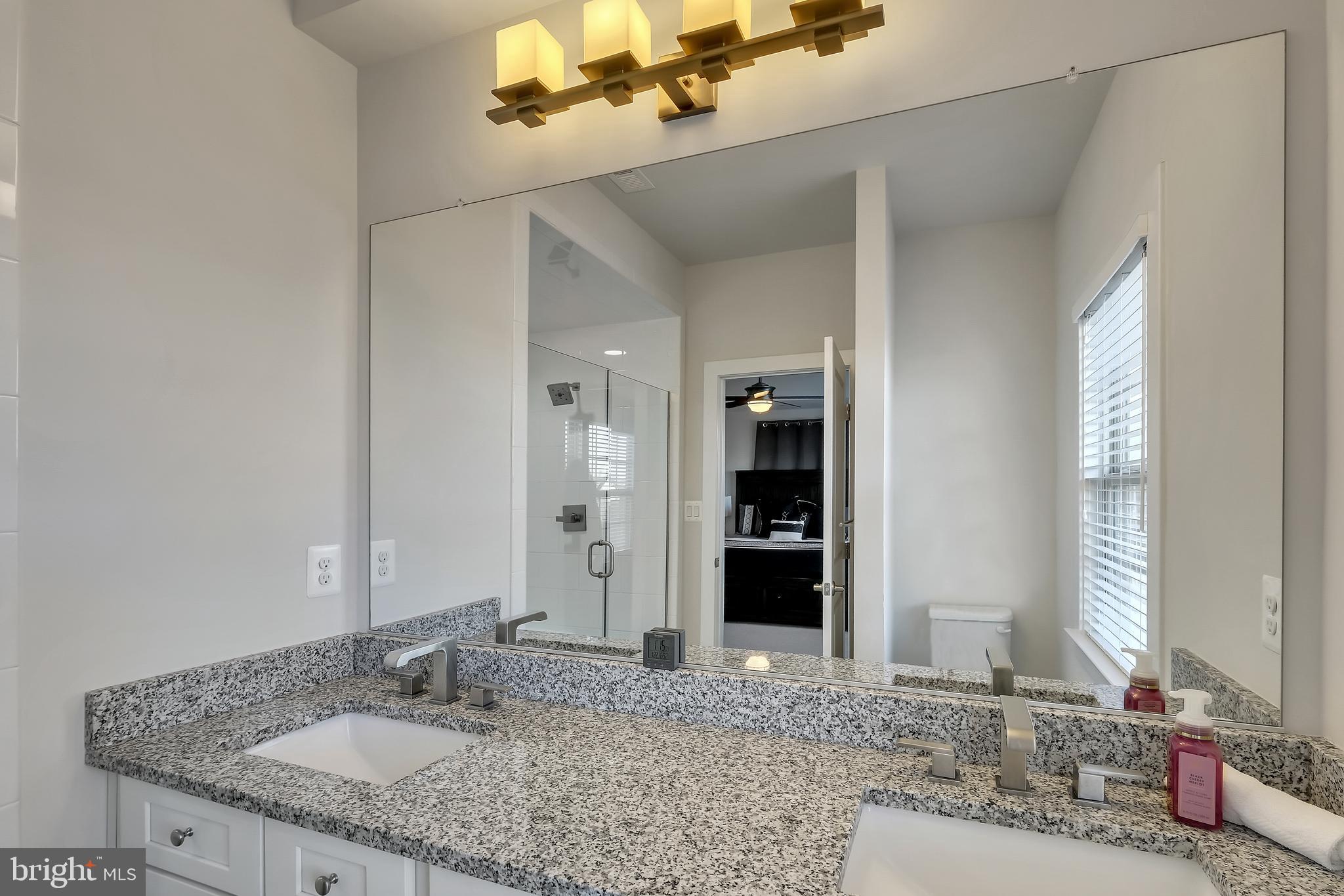 PARKSIDE - Residential