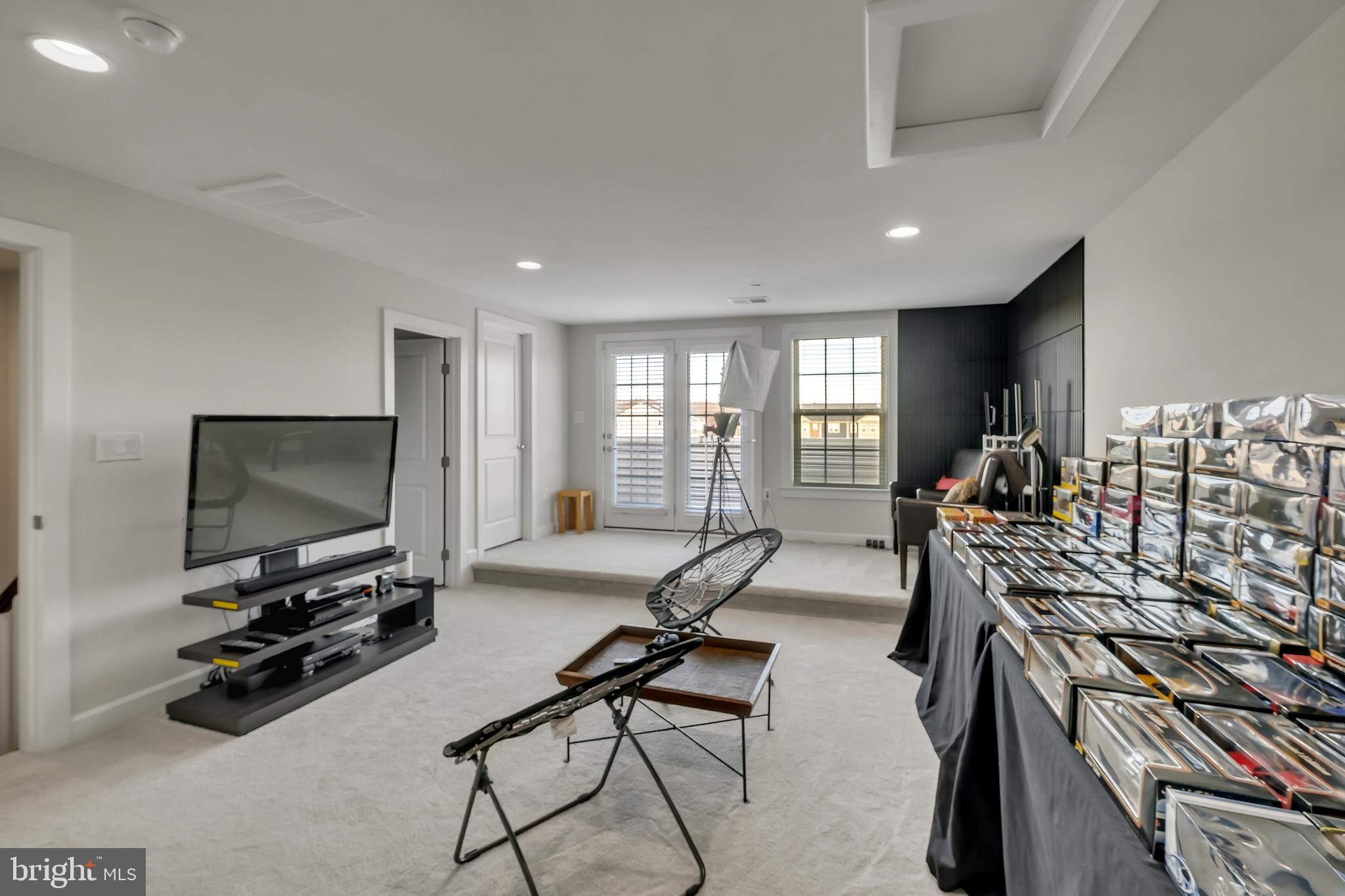 PARKSIDE - Residential