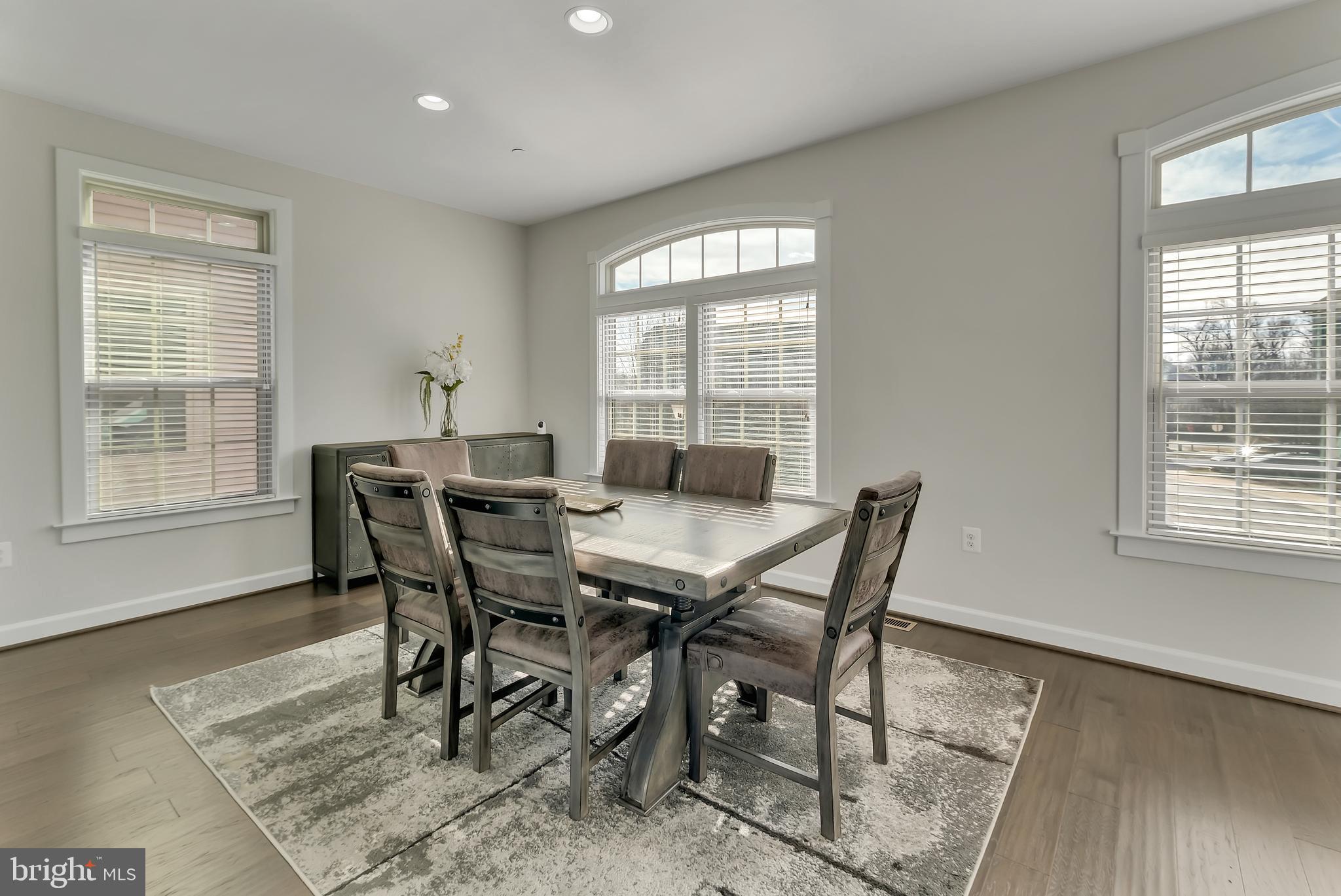 2918 MIDDLEHAM COURT