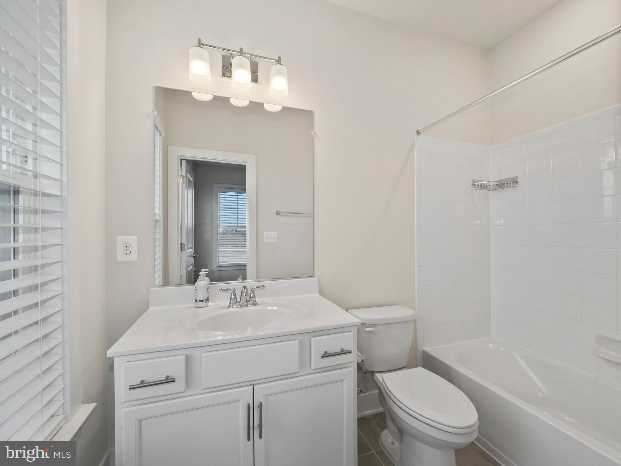 CENTURY ROW - Residential