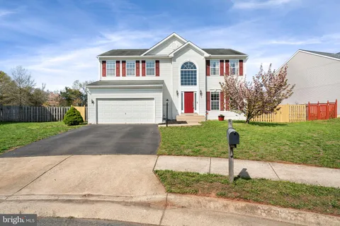 MLS: VAFQ2016326