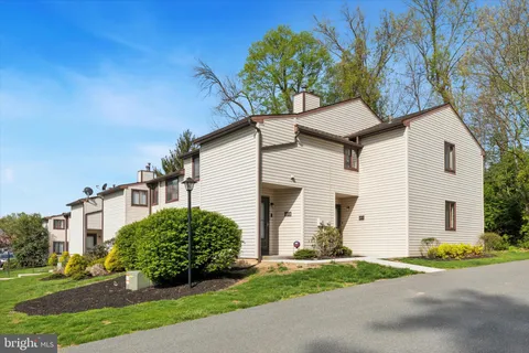 MLS: PABK2056030