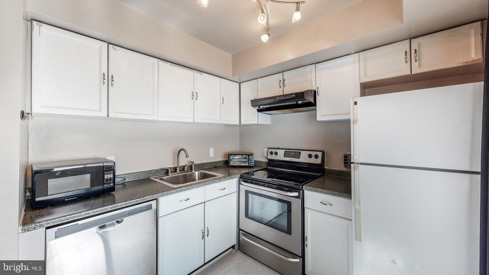 BOLLING BROOK - Residential