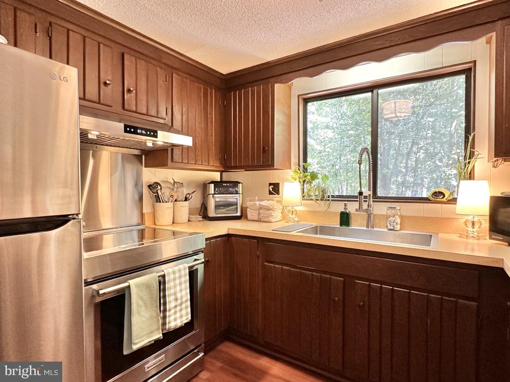 THE WOODS - Residential