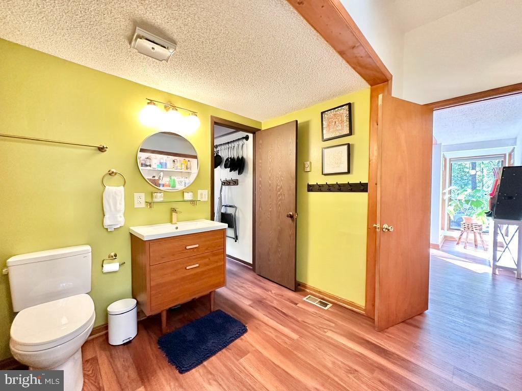 THE WOODS - Residential