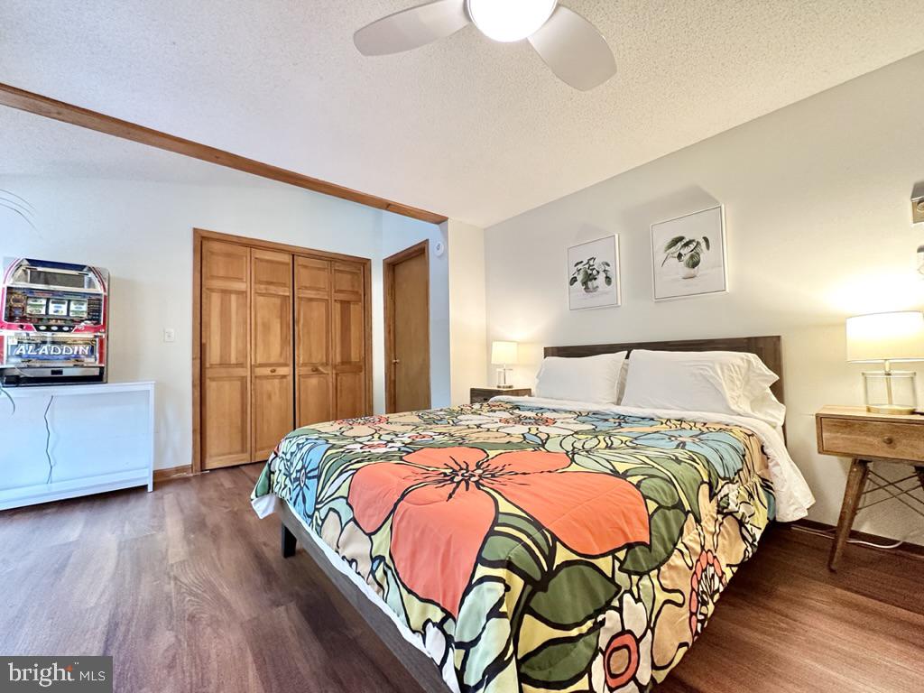 THE WOODS - Residential