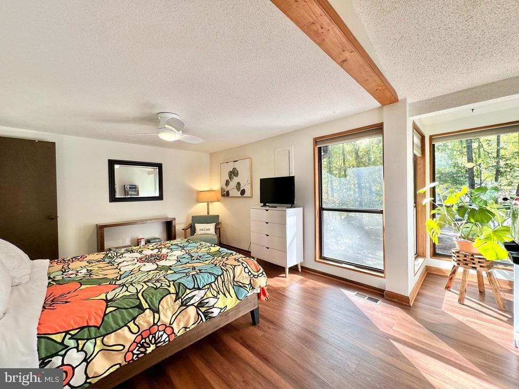 THE WOODS - Residential