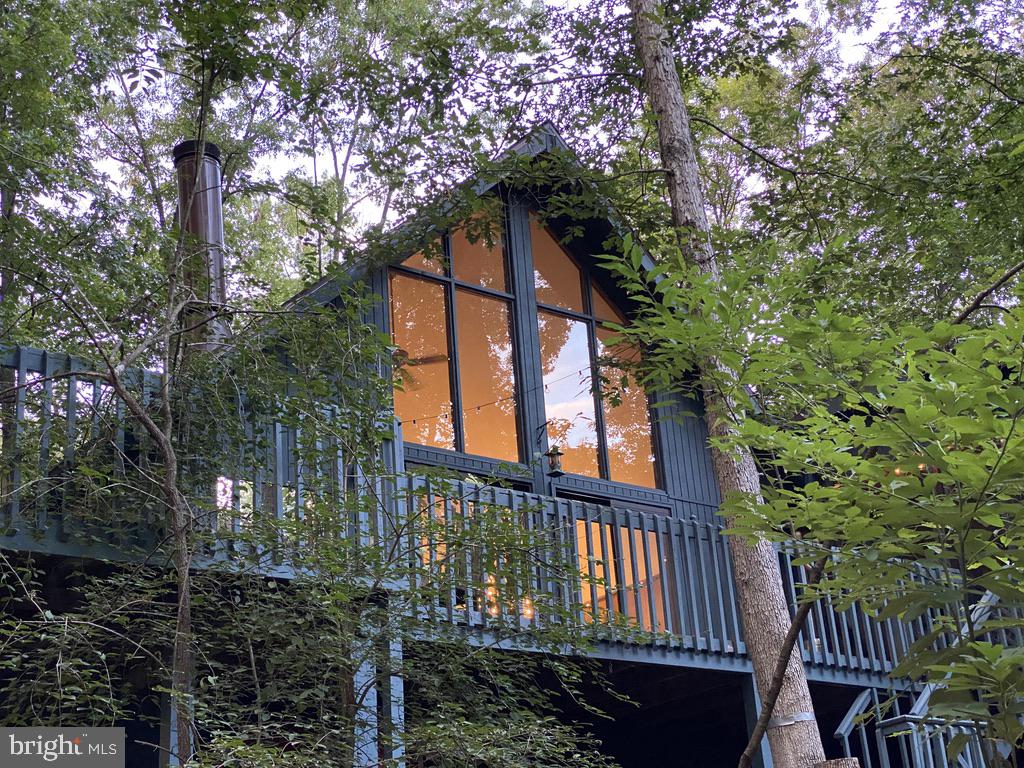 THE WOODS - Residential